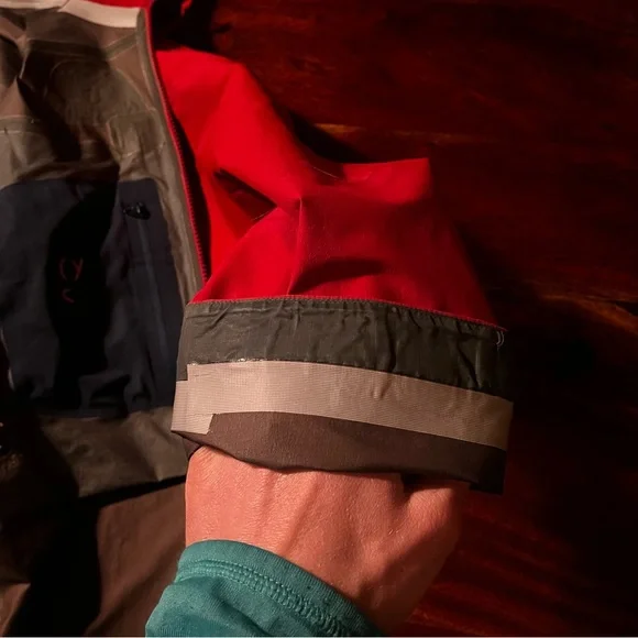 Arc’teryx Alpha SV Men’s Small